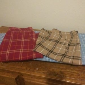 Two piece Laura Scott set of plad skirts.